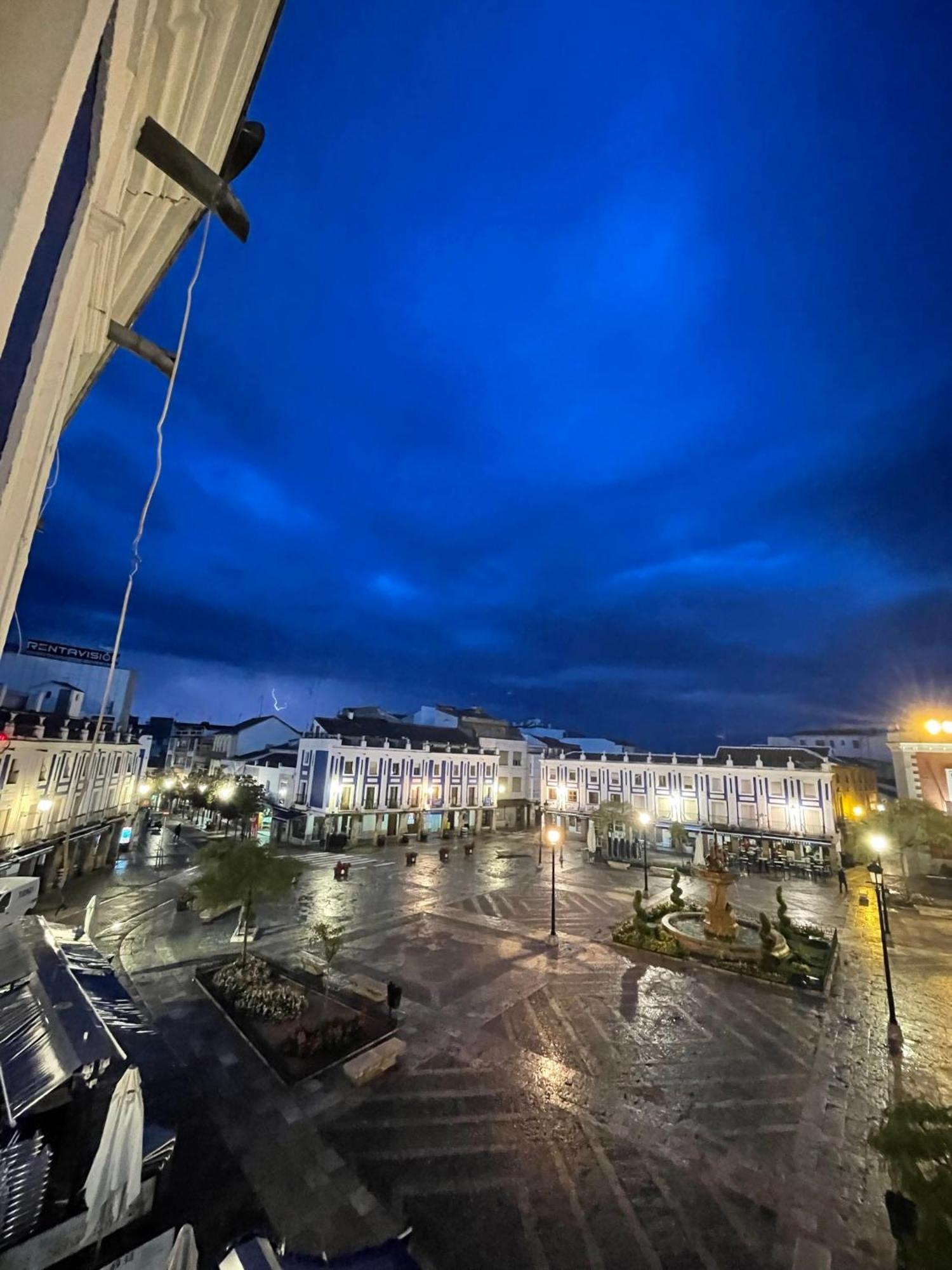 Blanco Y Anil Plaza Lägenhet Valdepeñas Exteriör bild