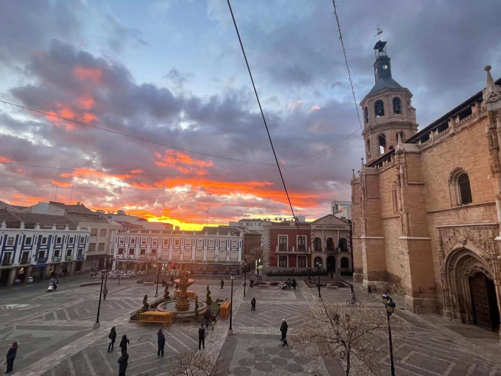 Blanco Y Anil Plaza Lägenhet Valdepeñas Exteriör bild